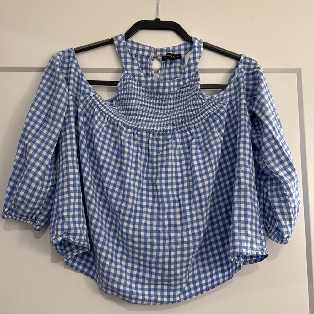 Shoulderless Blouse